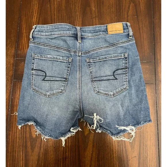 American Eagle Super Hi-Rise Shortie raw Hem Denim Jeans Size 4 - Picture 2 of 8